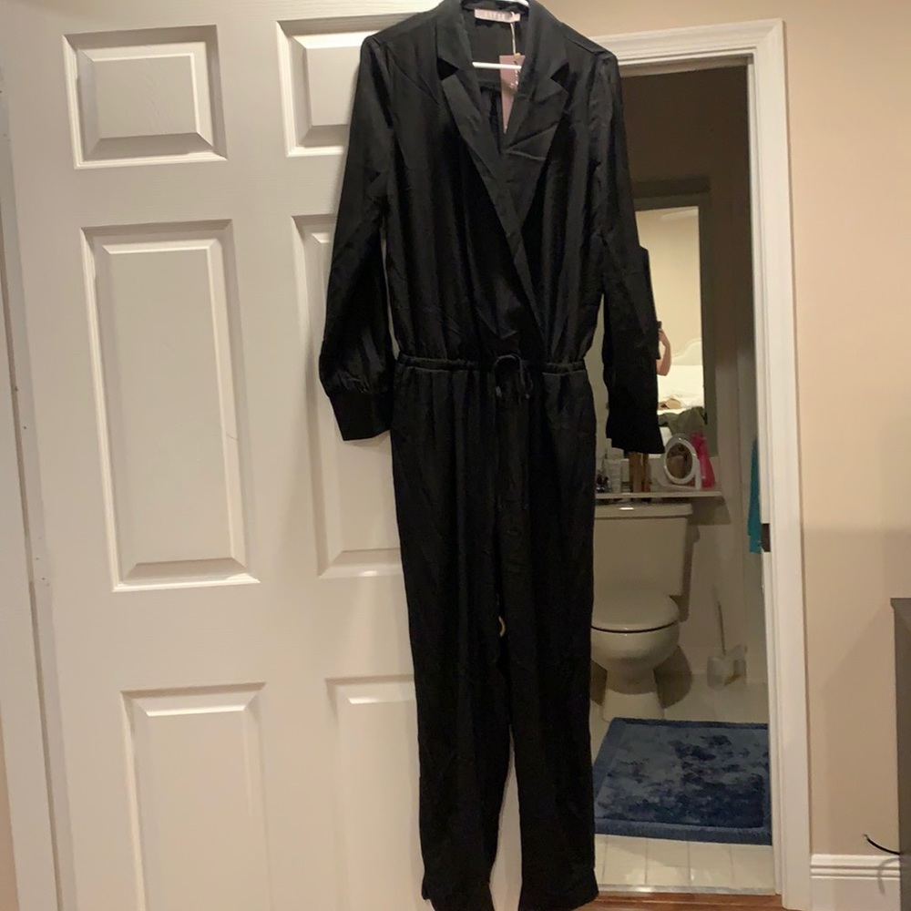 Essue Jumper